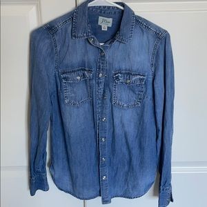 Western chambray shirt in vintage indigo